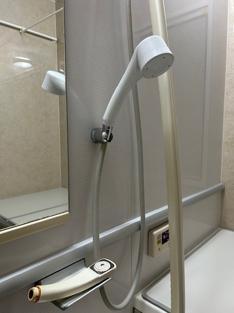 42f4175a9dba4ca2a3d53a27636e3ca9